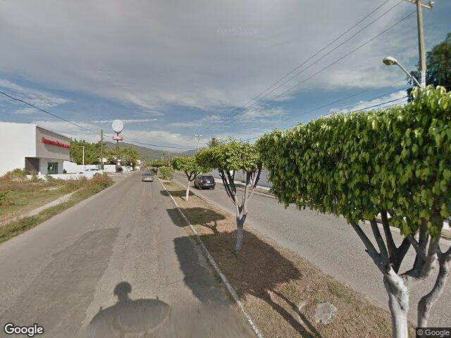 Vista 90° de Paseo Gaviotas y Av. de los Patos